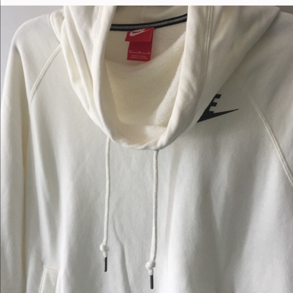 🐼NIKE CREAM FUNNEL NECK HOODIE🐼
